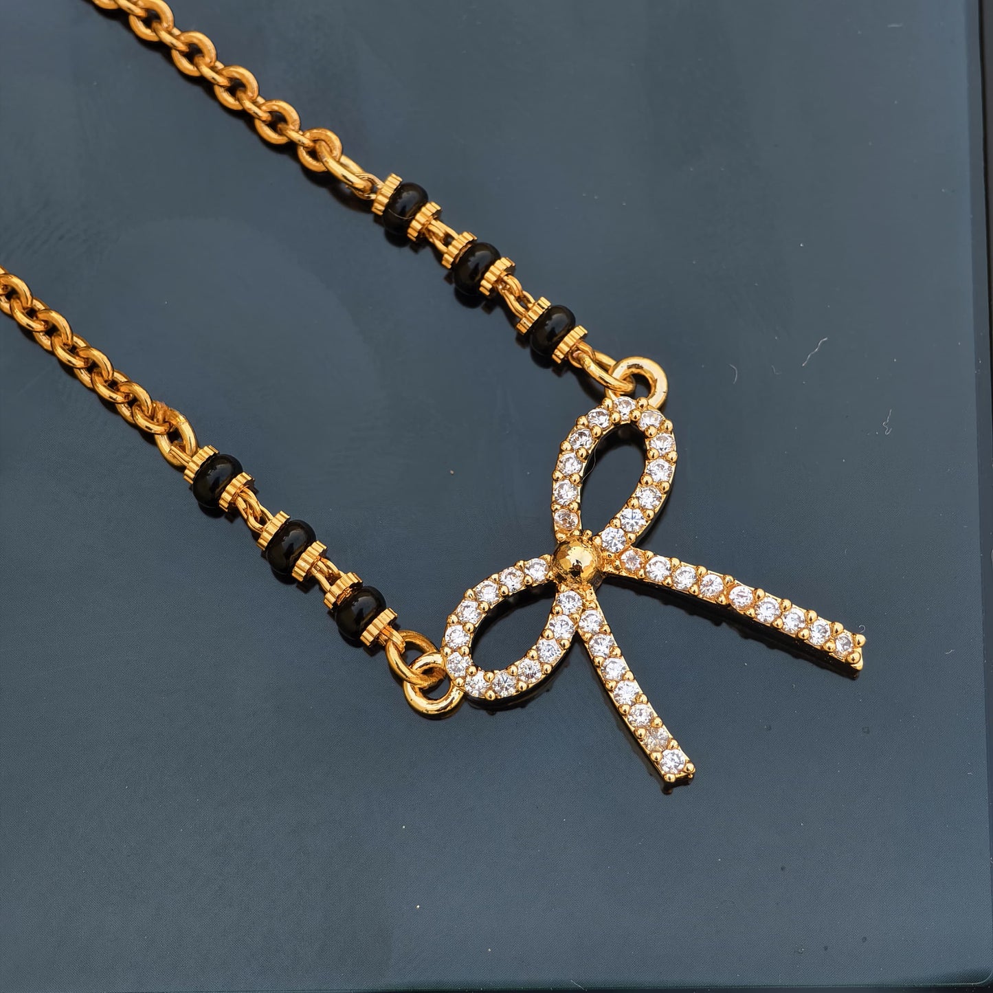 Short black beads