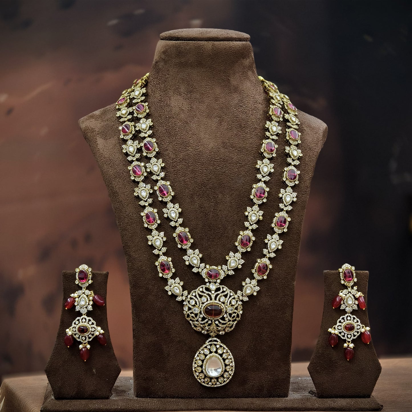 Ruby Victorian layers Neckset