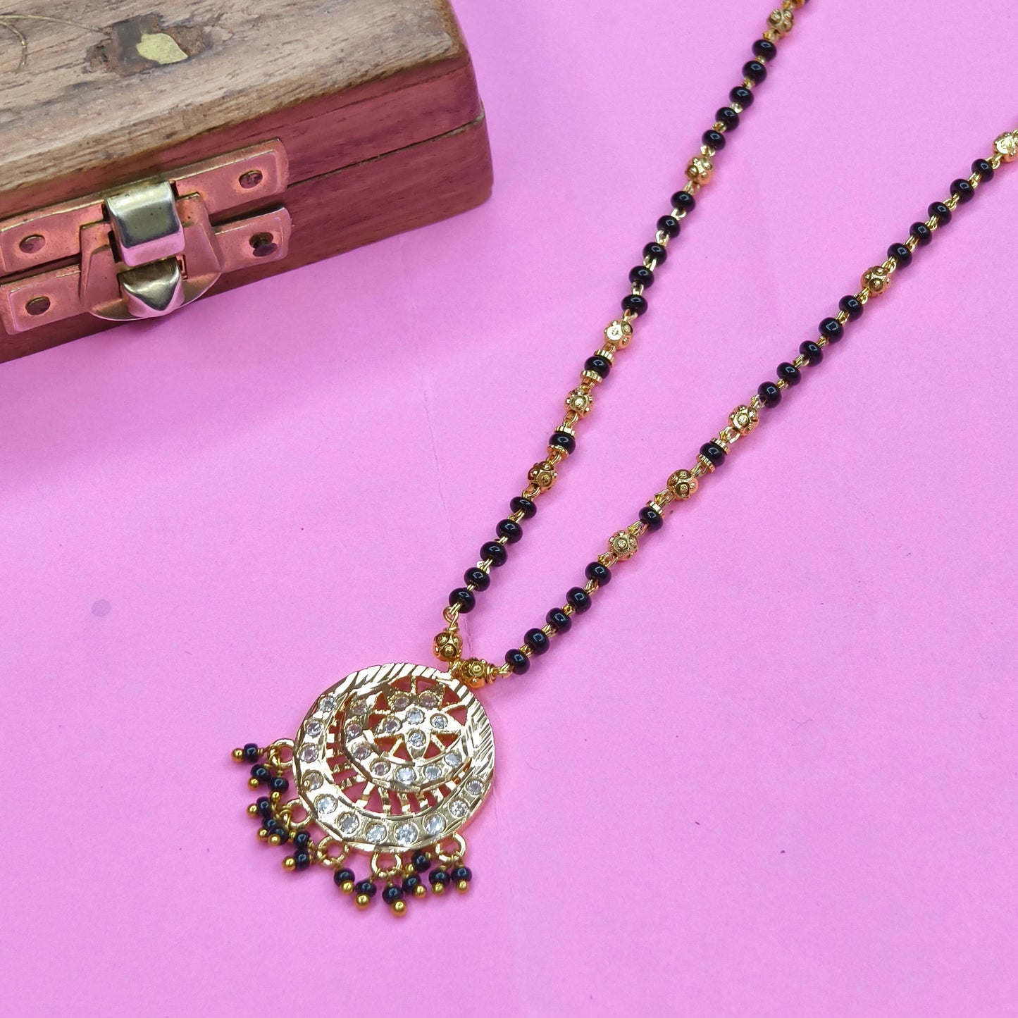 Short black beads