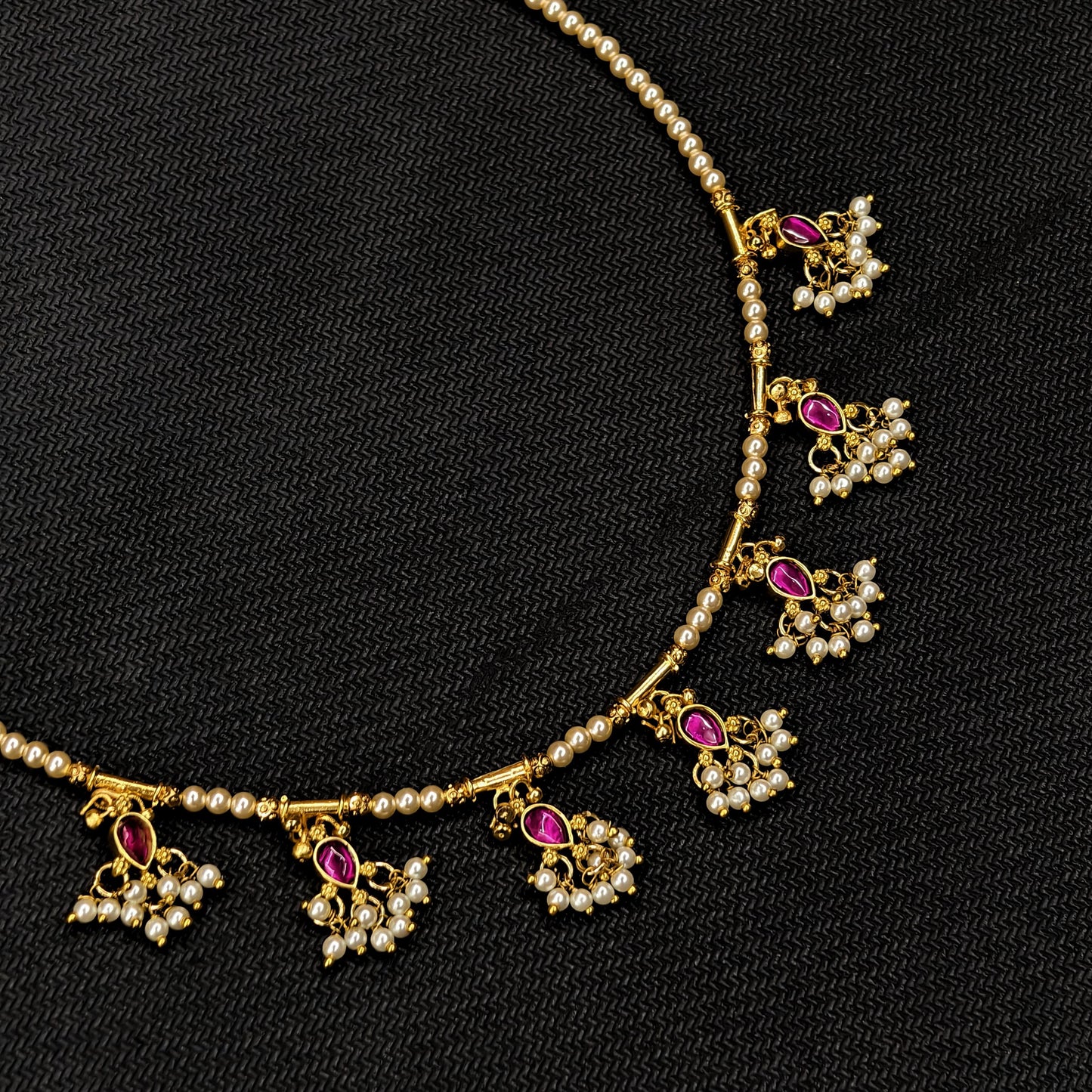 Pearl chain with kundans