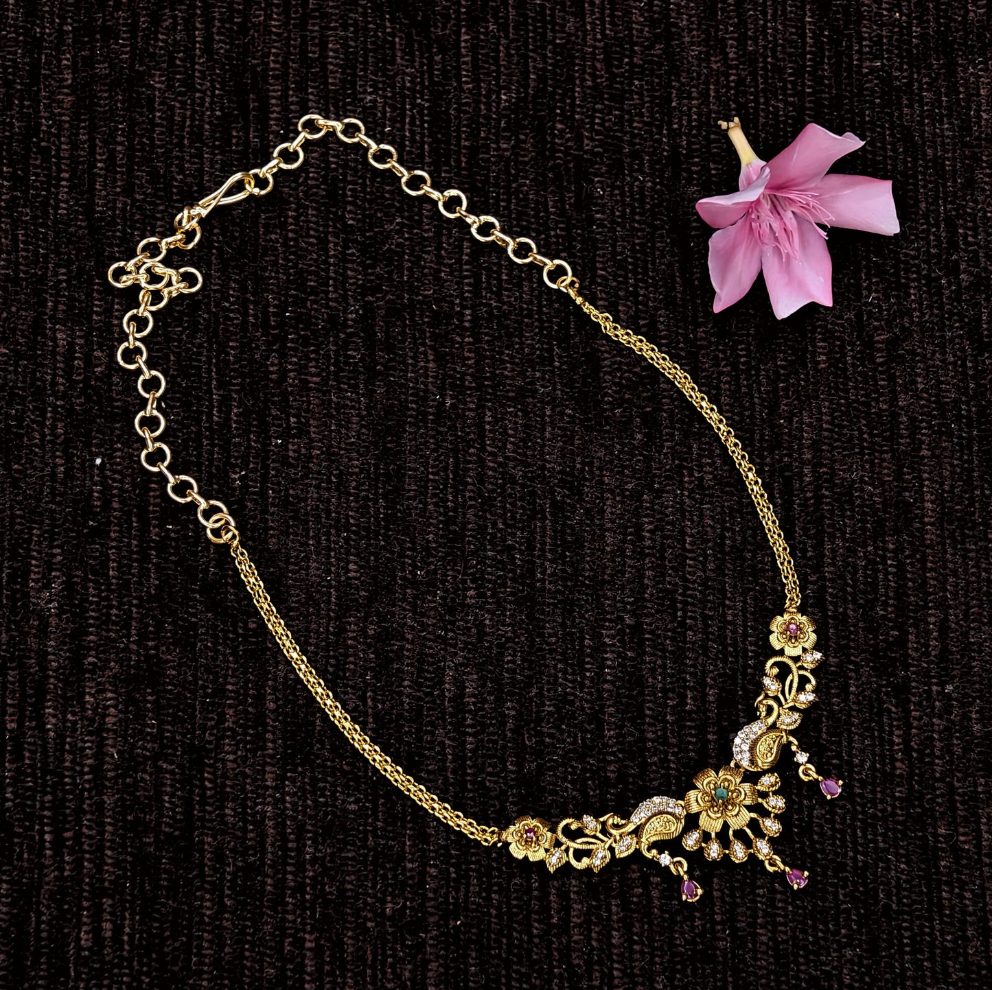 Neck piece