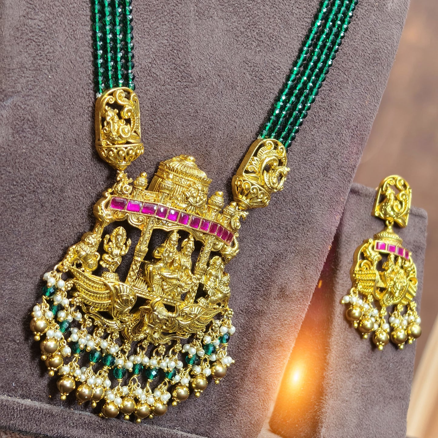 Green beads haram