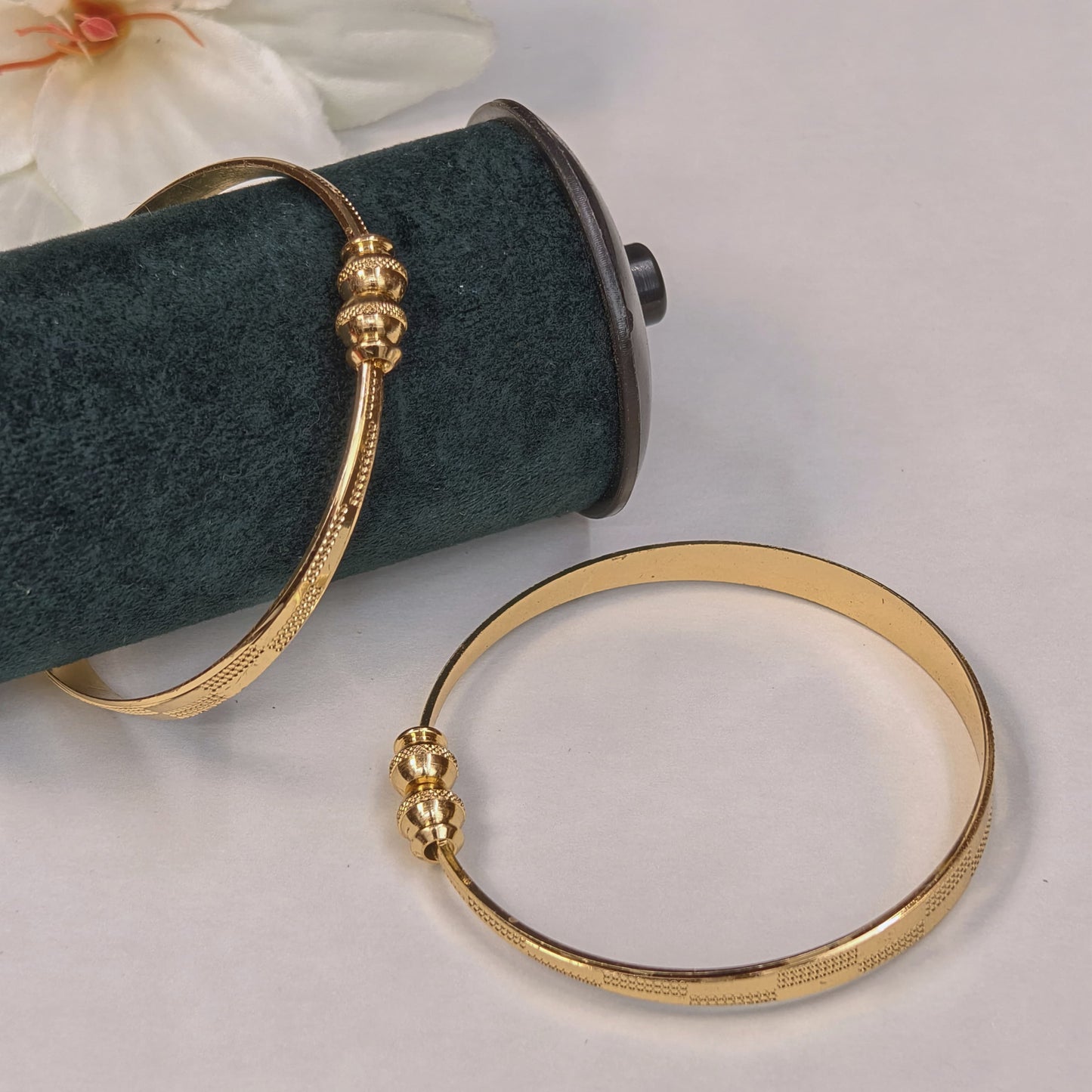 Bangles (pair)