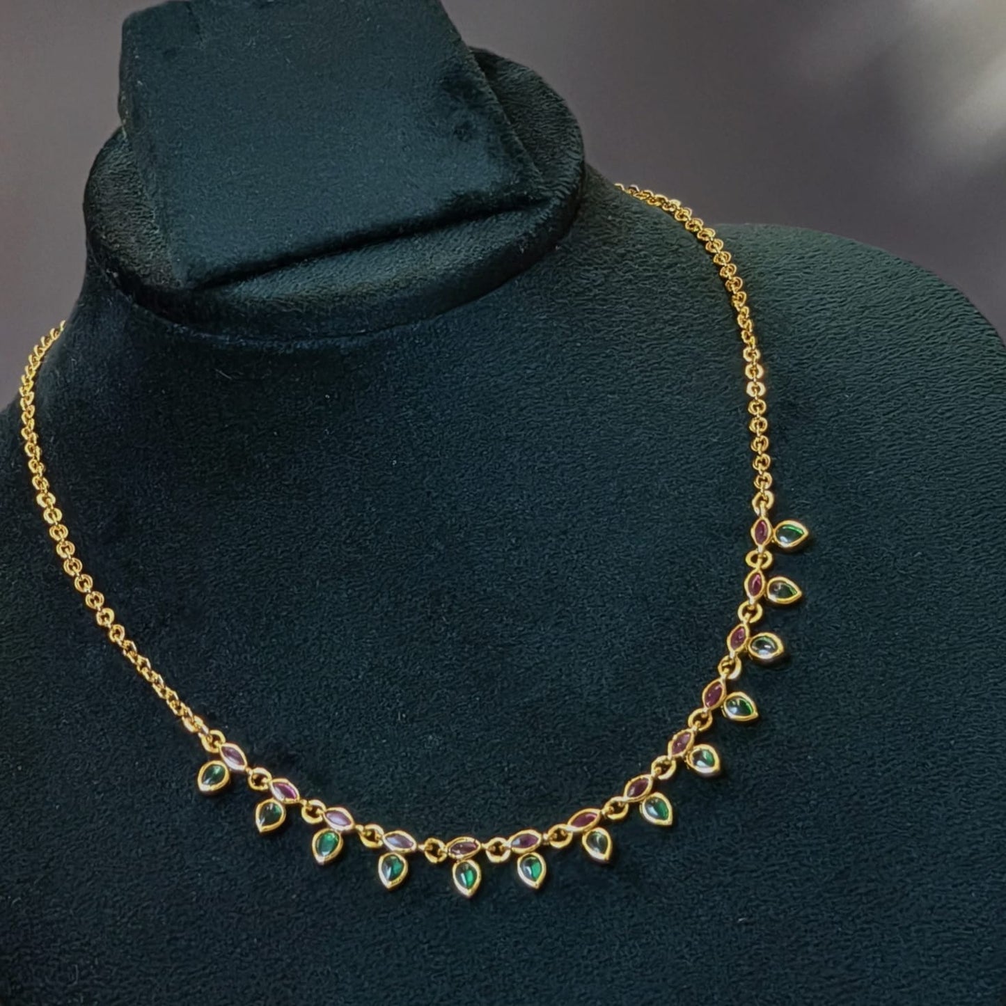 Kempu with pachala Neckpiece