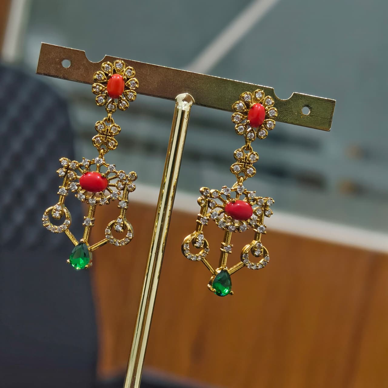 Multi colour neckset