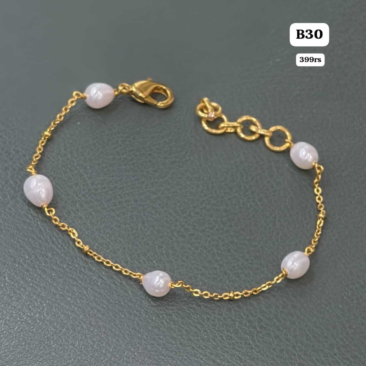 Bracelet