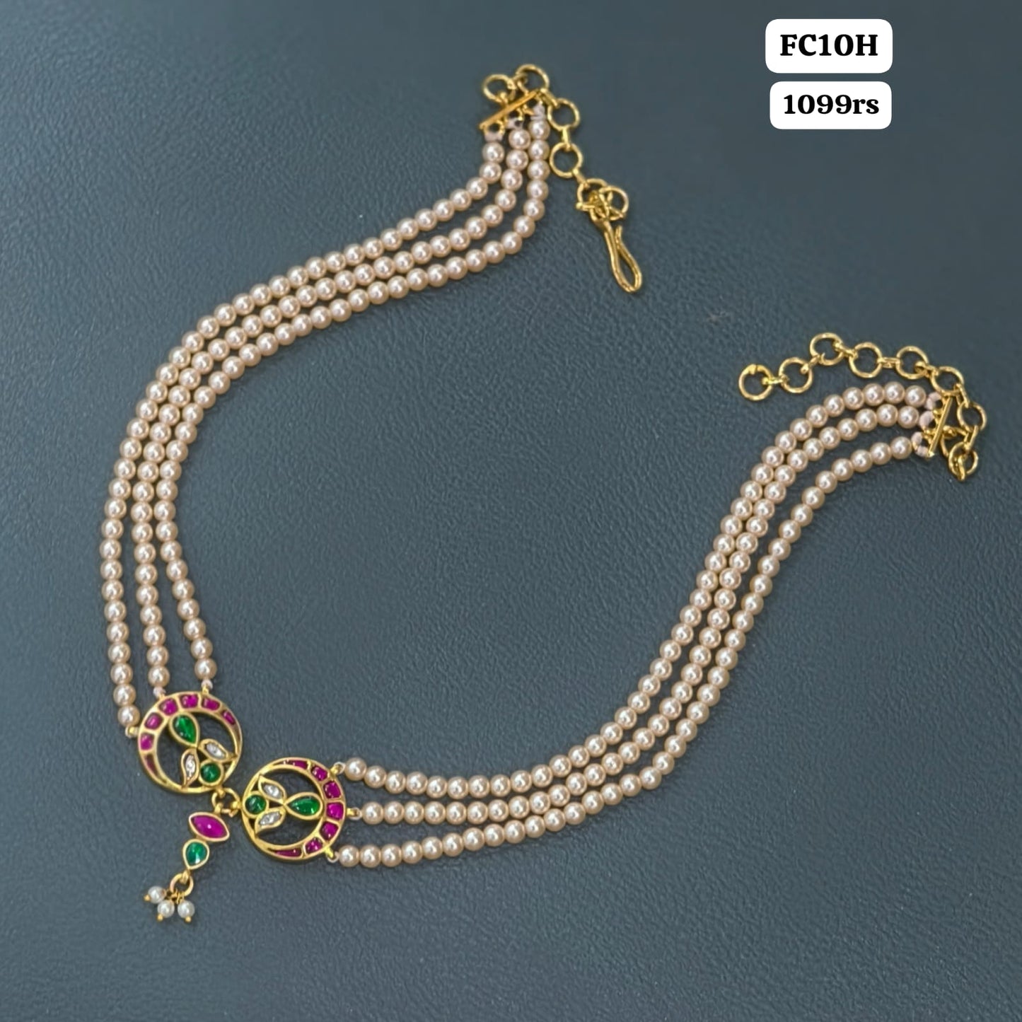 Kundan & Swarovski Beads Chocker