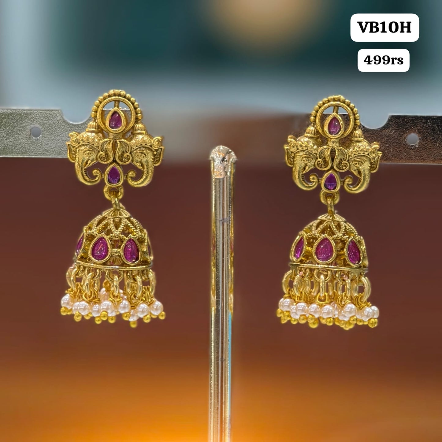 Ganesh stud with small butta Earrings