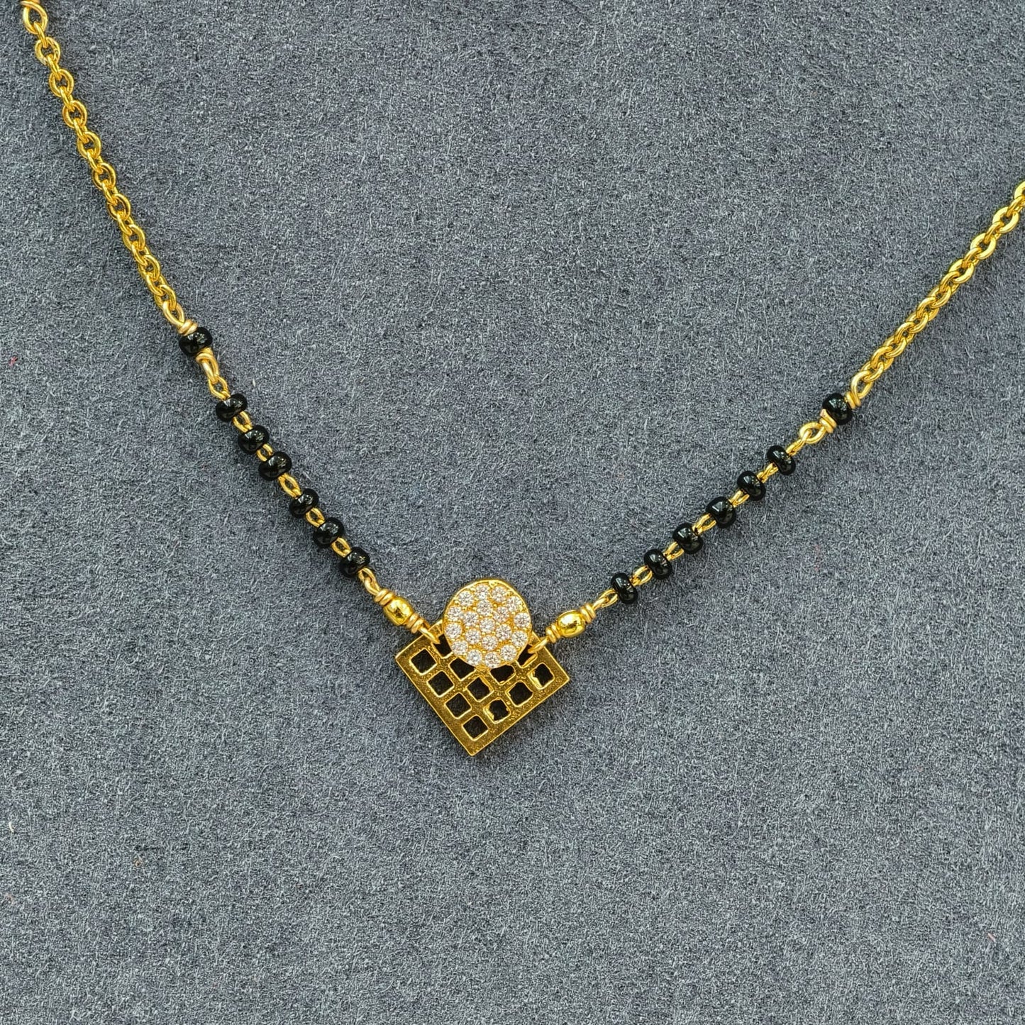 Short Black beads