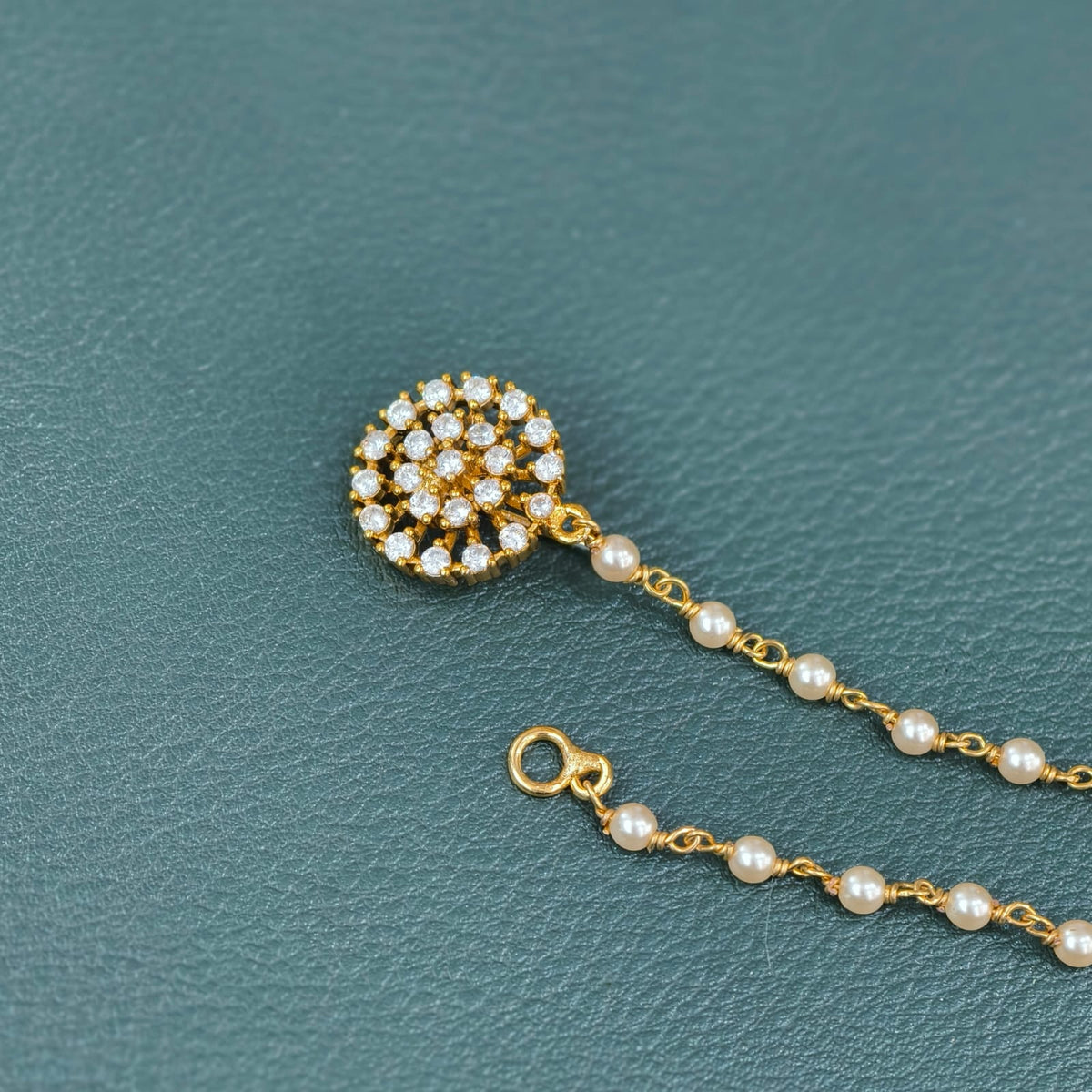 Earchains