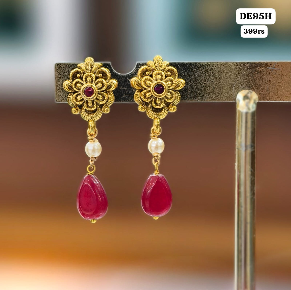 Earrings (Ruby)