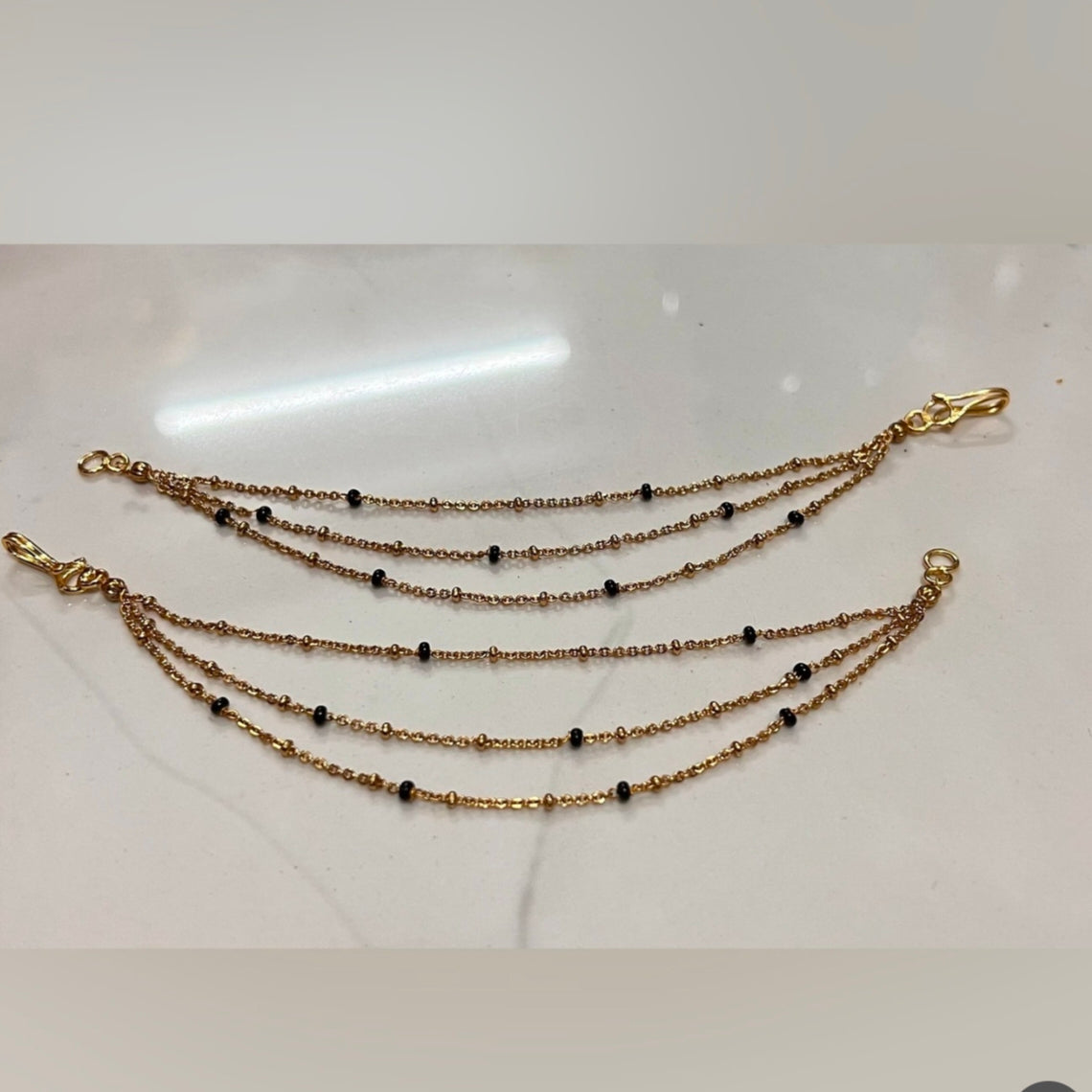 3 lines black beads earchains