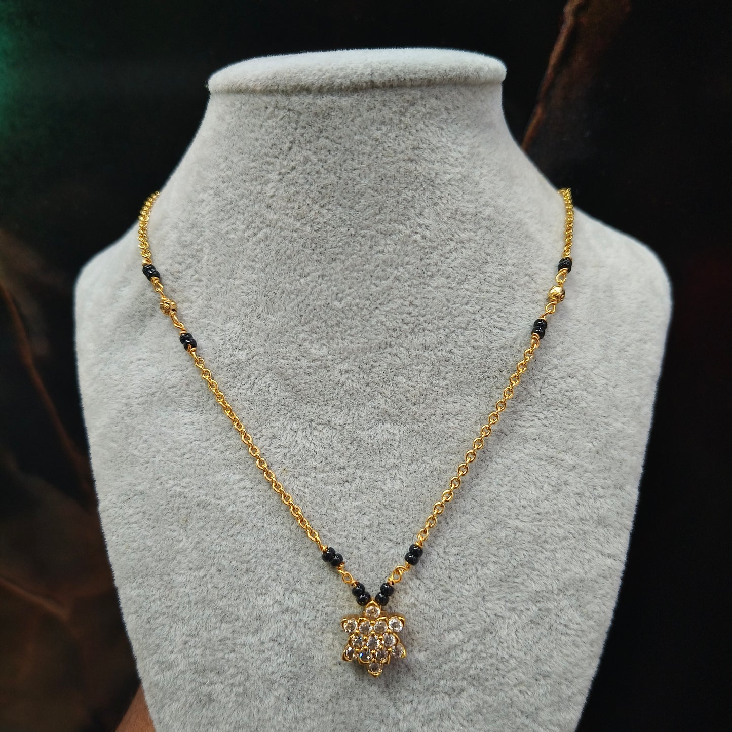 Star black beads