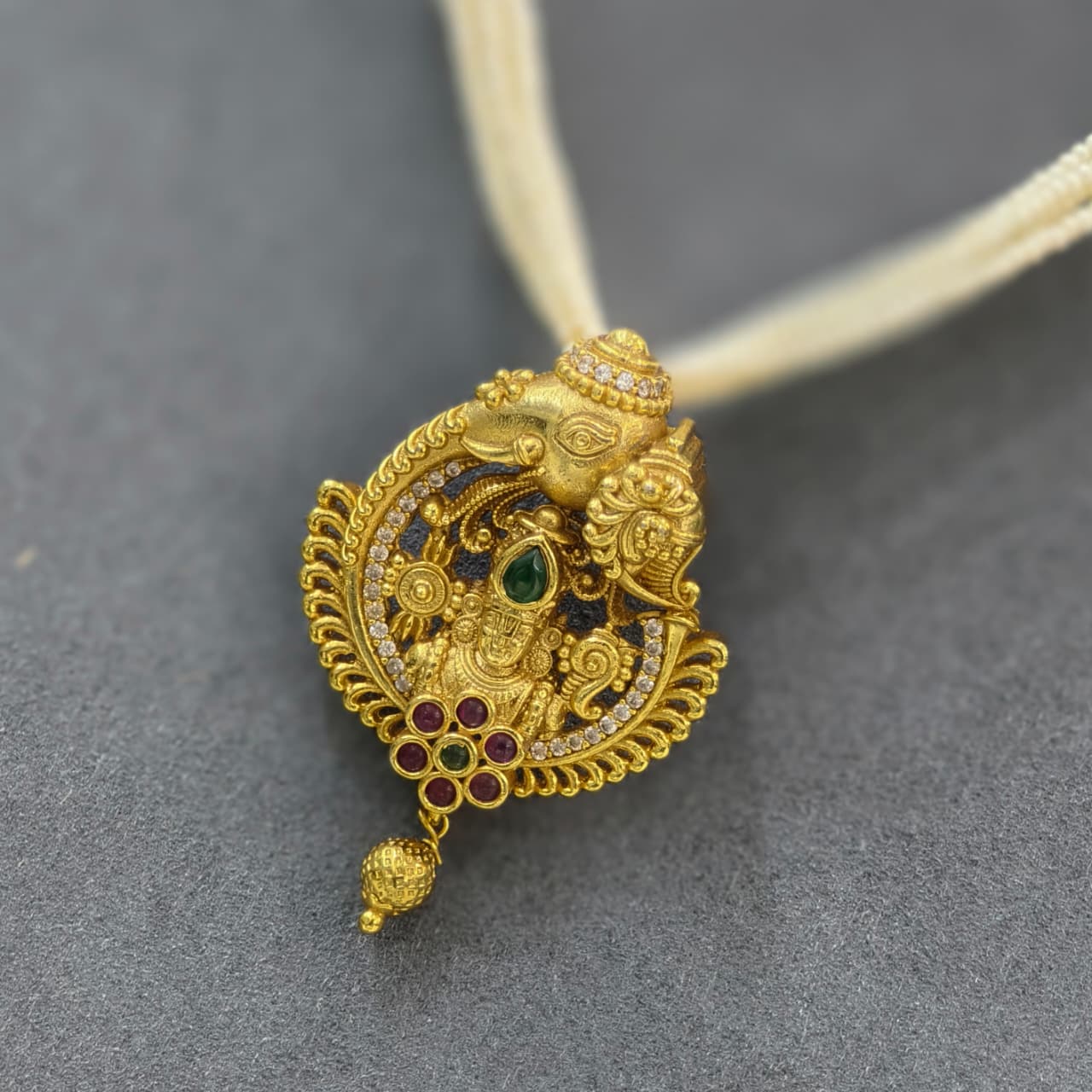 Pendant with Beads Necklace