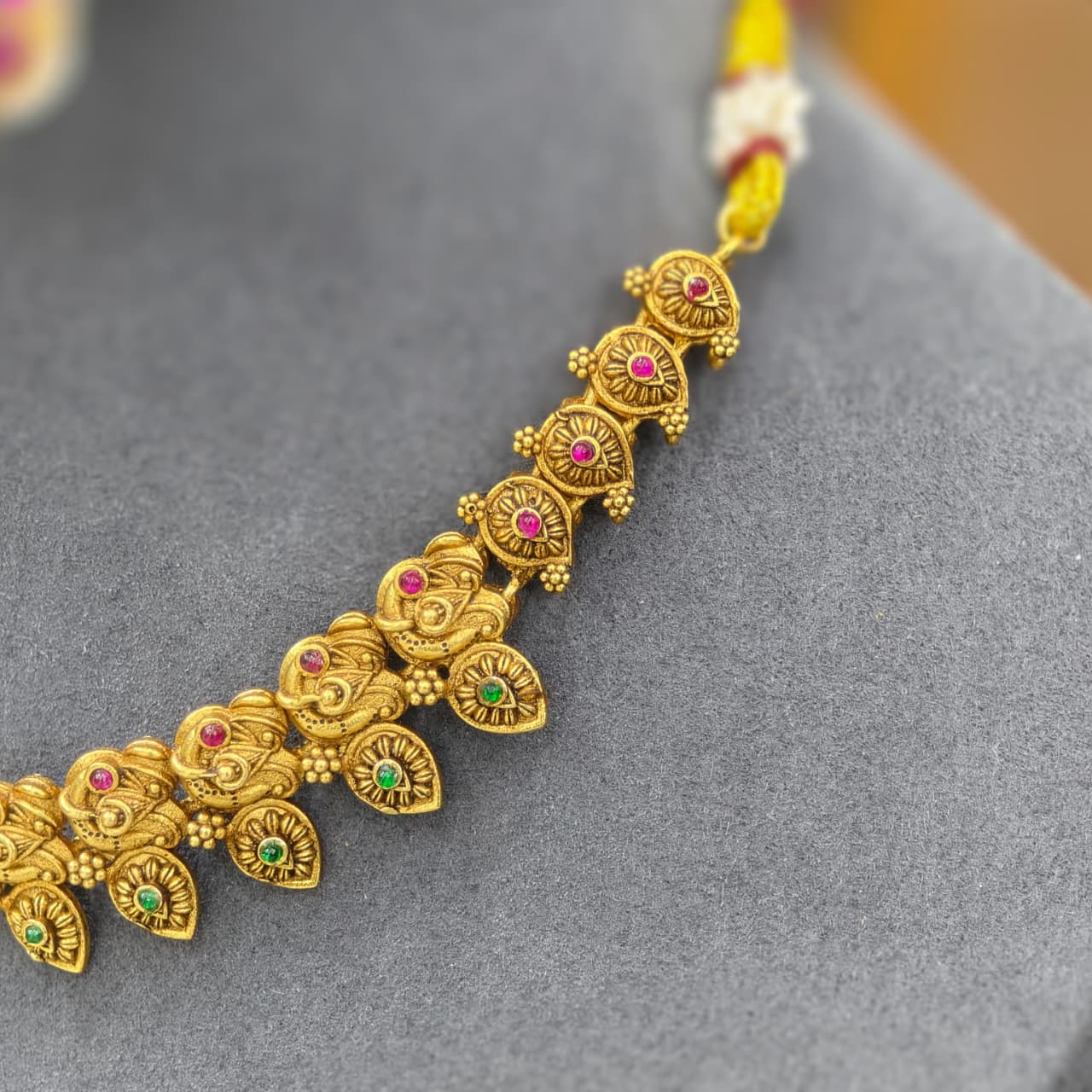 Kundan Short Neckset