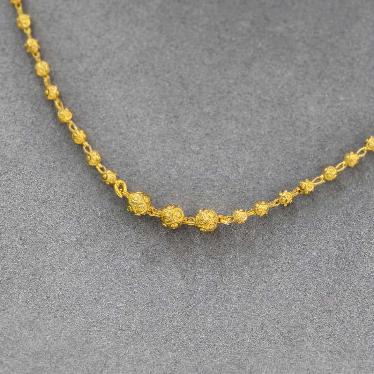 Gold Beads simple Chain