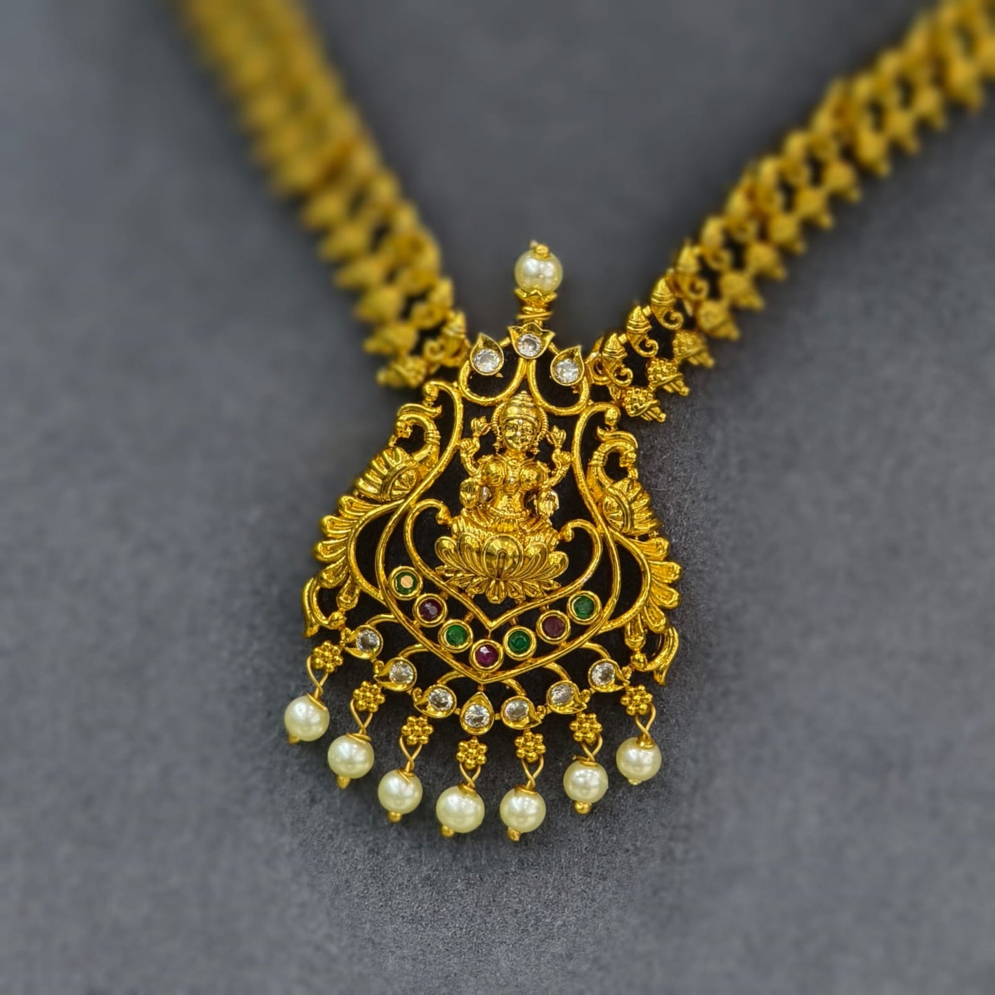 Laxmi Short Neckset
