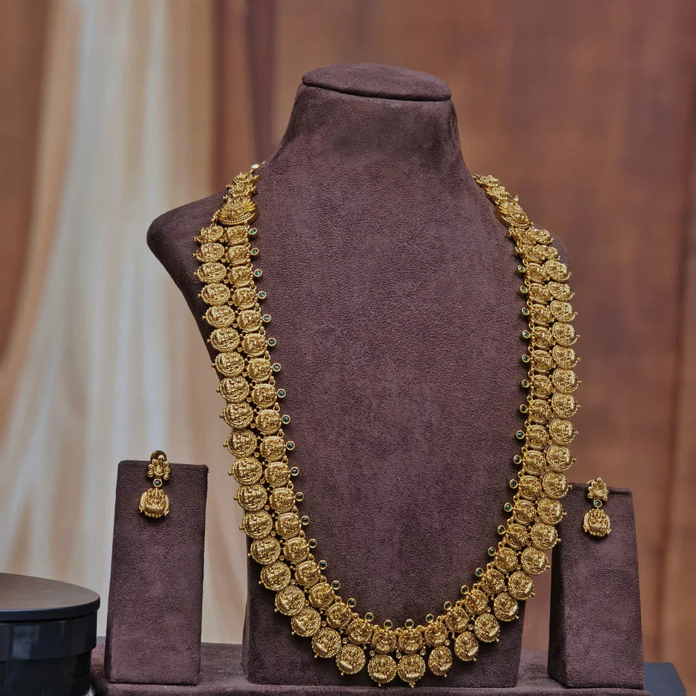 Kasu Neckset
