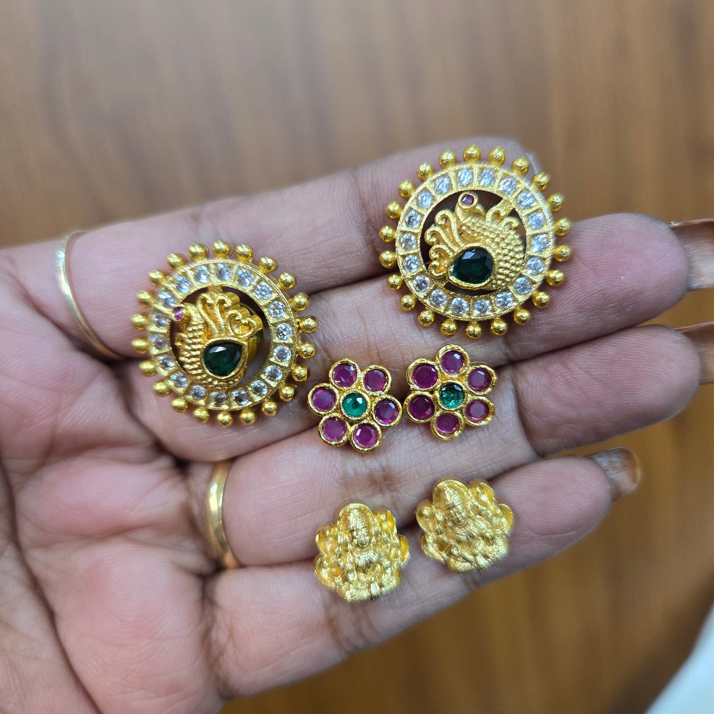 Changeable studs