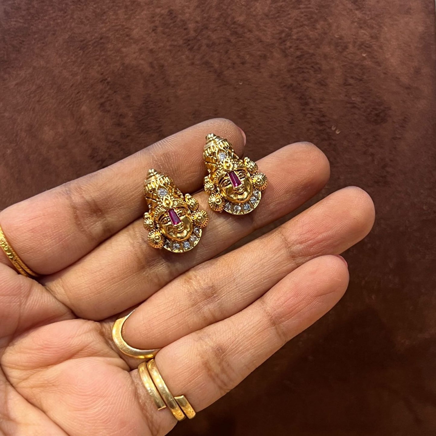 BALAJI EAR STUDS