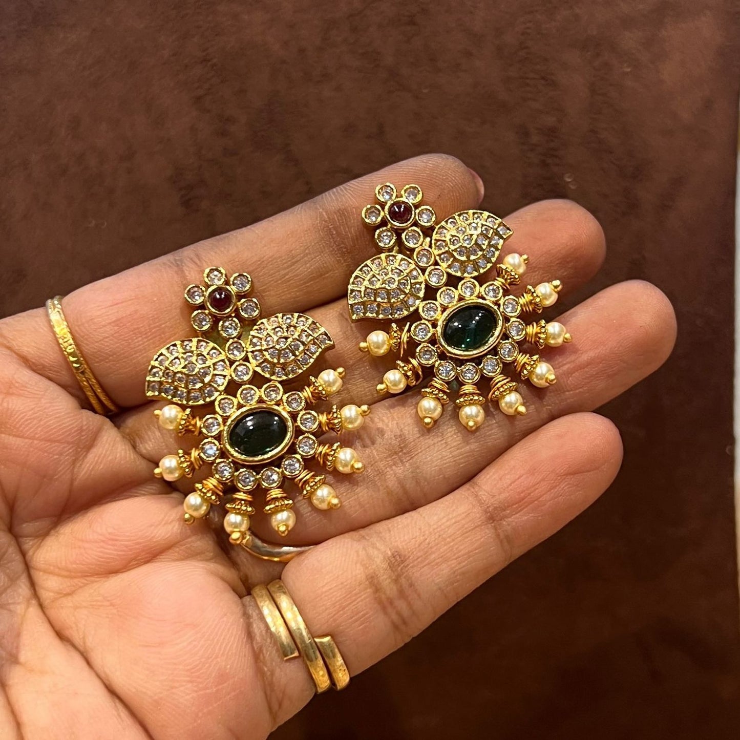 EARRINGS CHANDBALI