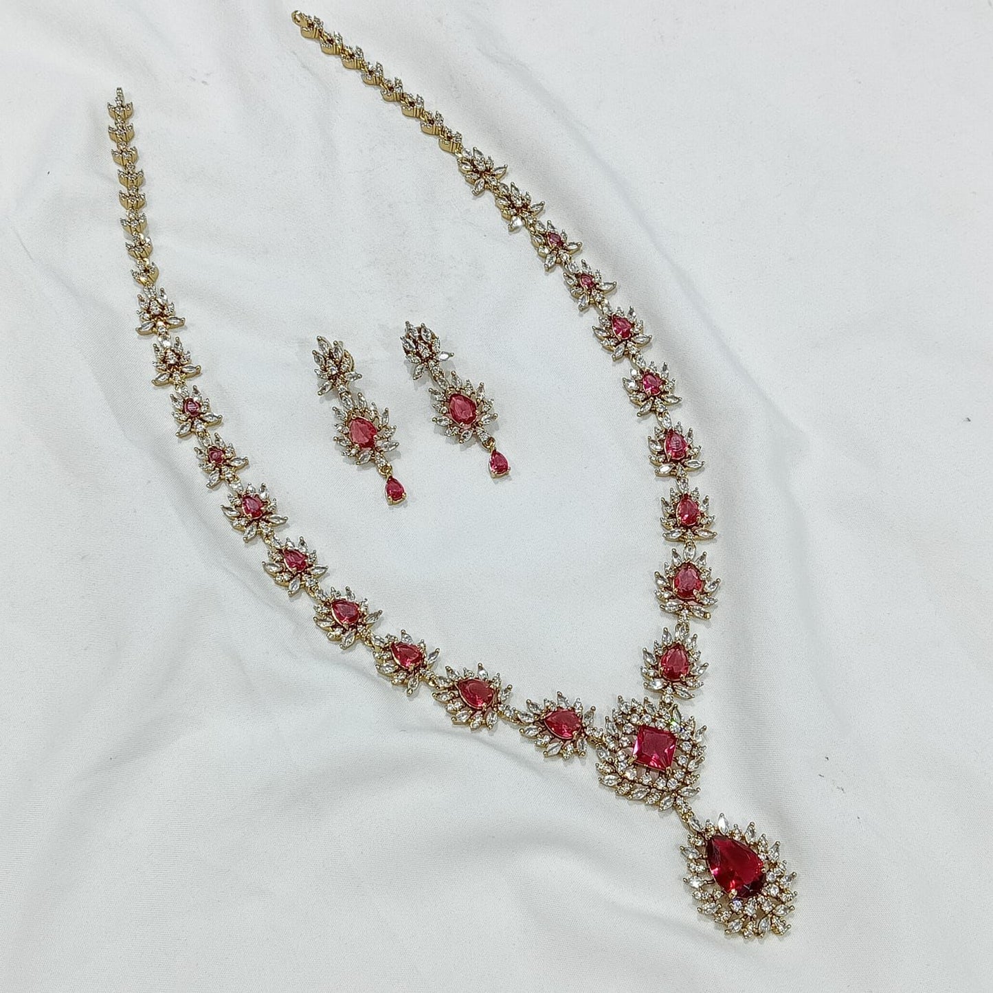 Victorian Ruby neckset