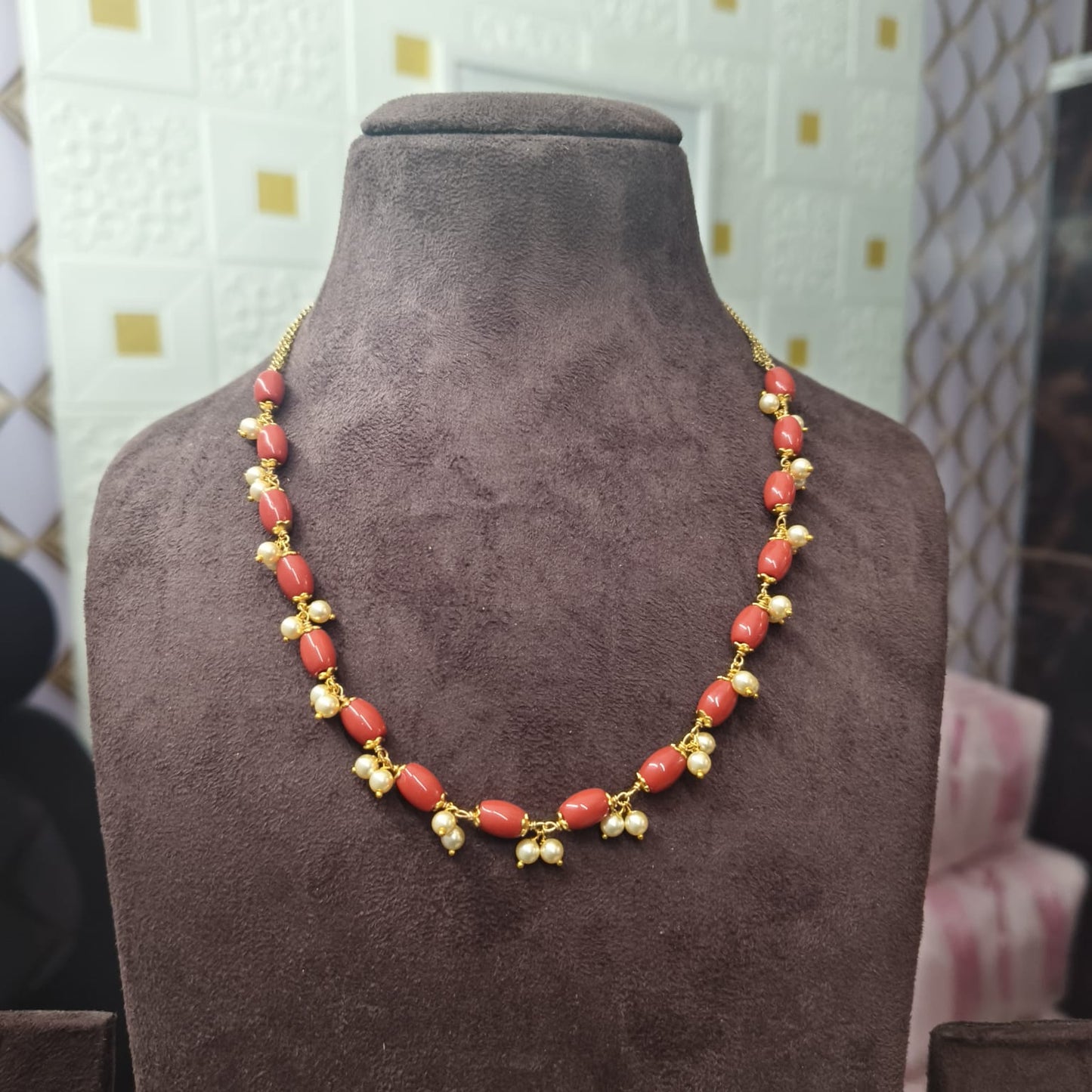 New Coral neckset (16 inches)