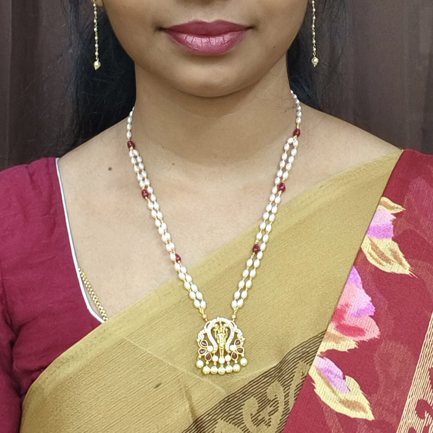 Muthyala Neckset