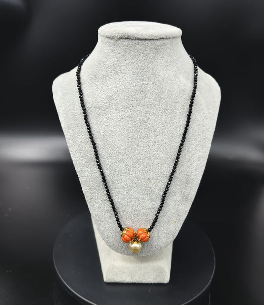 Short black diamonds  chain