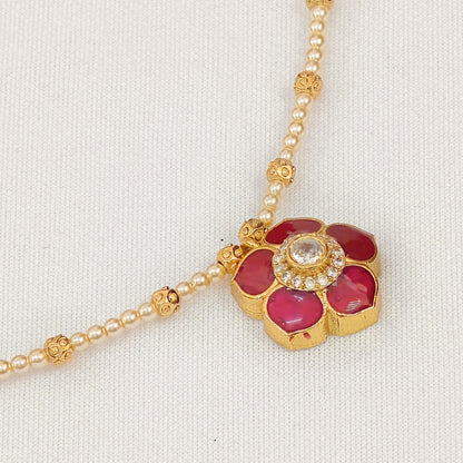 Pearl neck piece