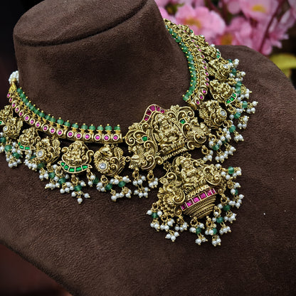 Guttapusalu short haram Neckset