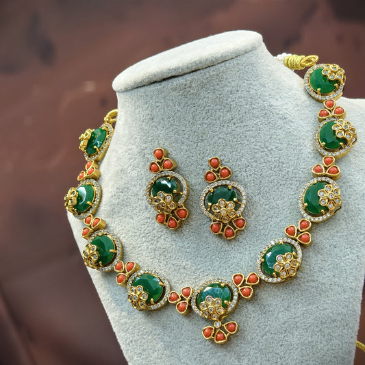Pachala Neckset