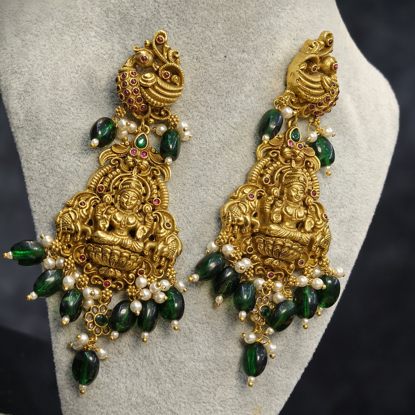 Green beads earrings
