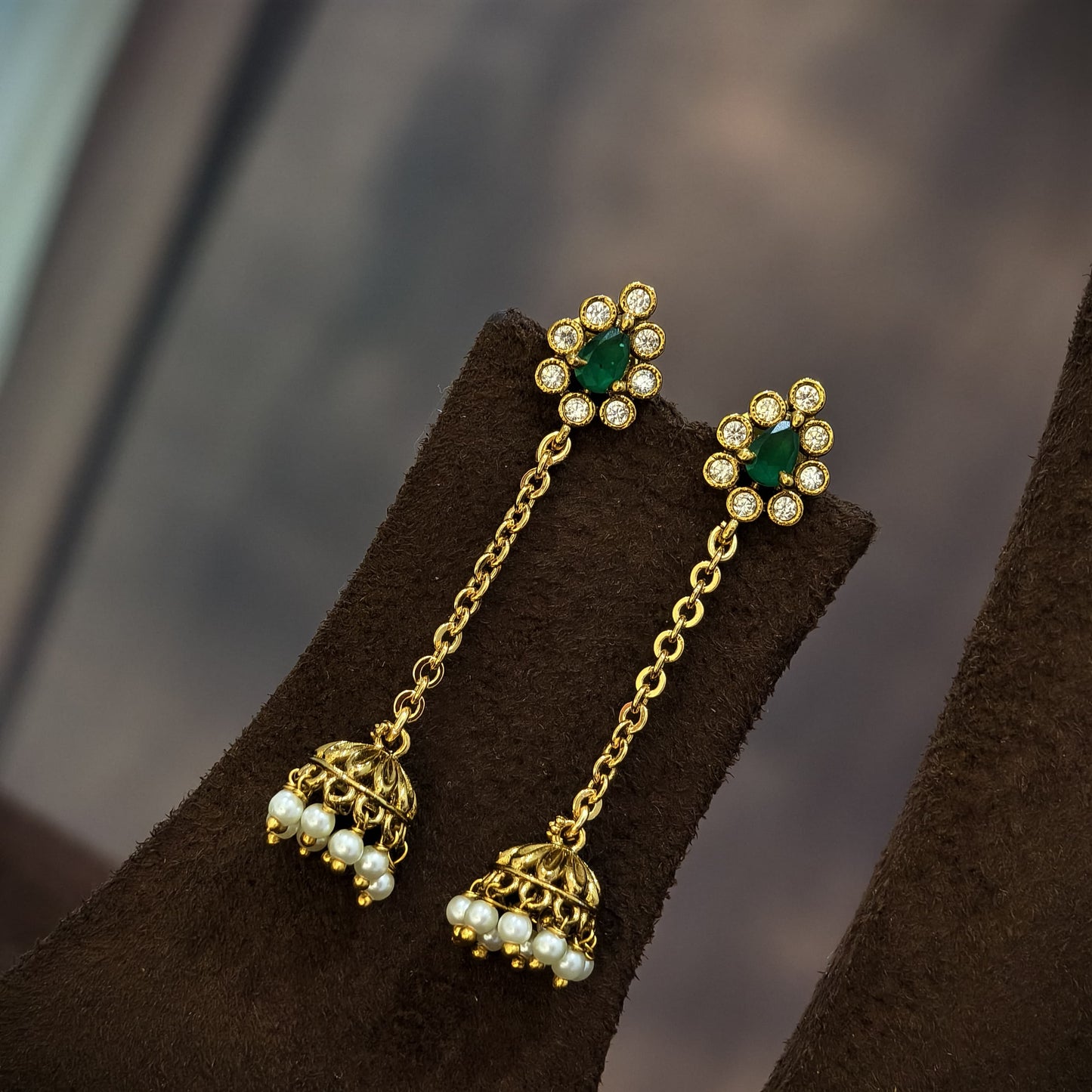 Green butta string earrings