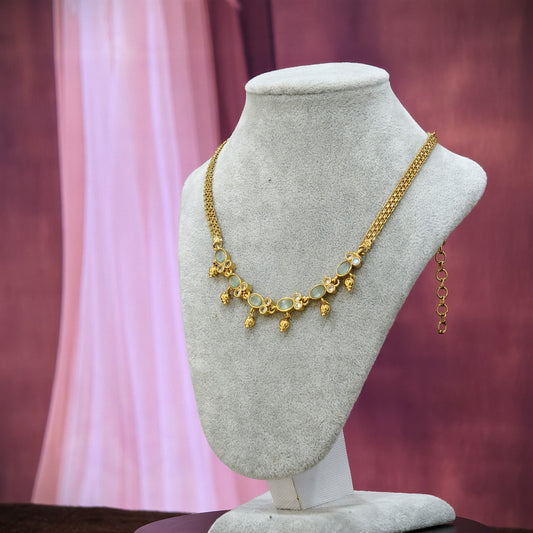 Light green chocker