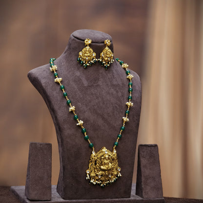 Green beads chain with earrings