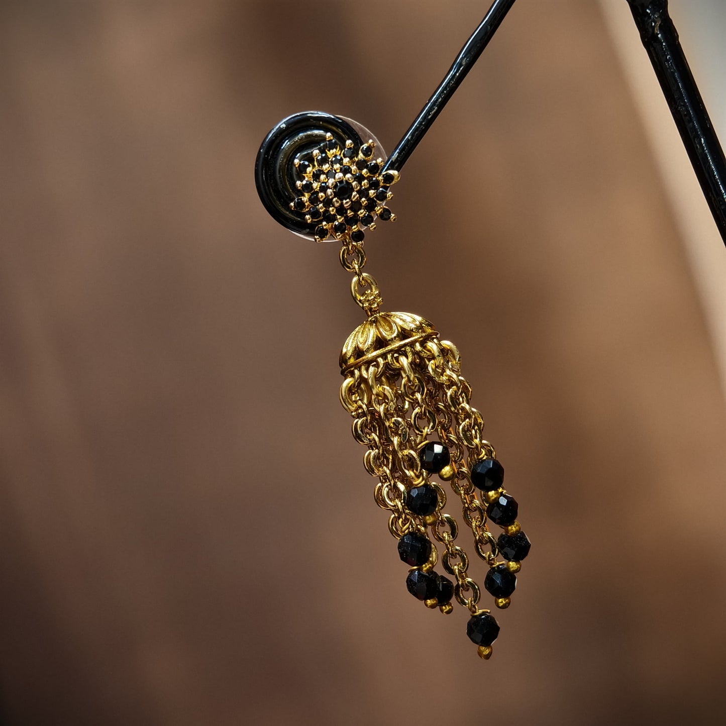 String earrings(butta)