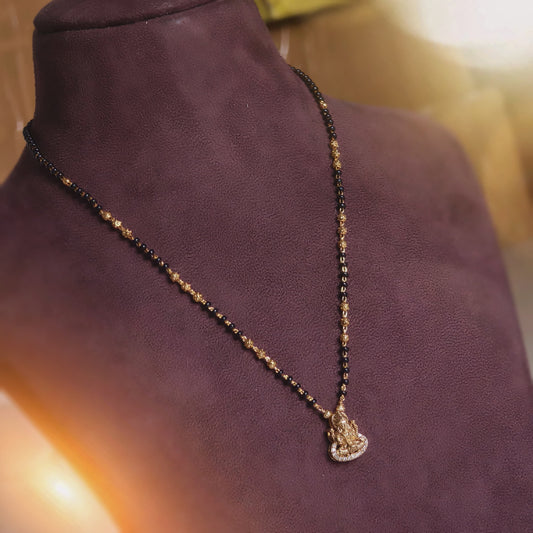Short black beads