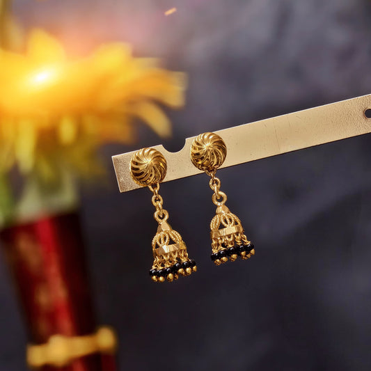 String earrings (black butta)
