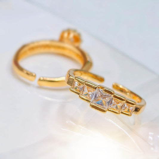 Adjustable finger ring