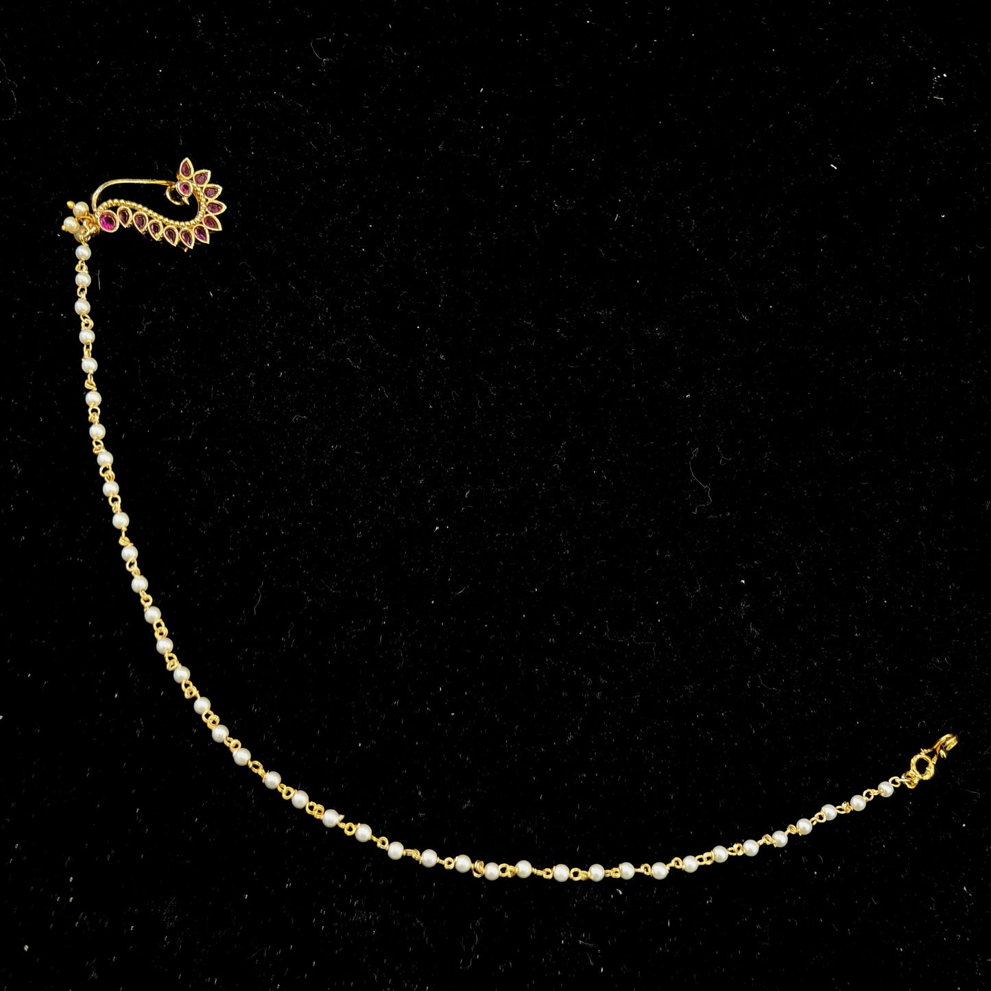 Nose pin with pearl chain