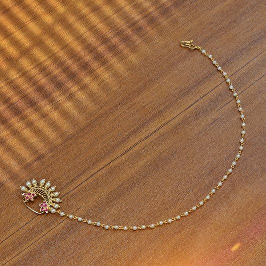 Nose pin with pearl chain