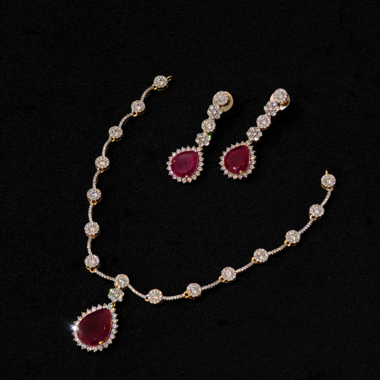 Short diamond neckset