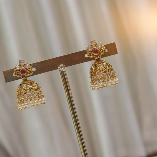 Butta Earrings pink