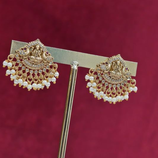 Stud type Earrings