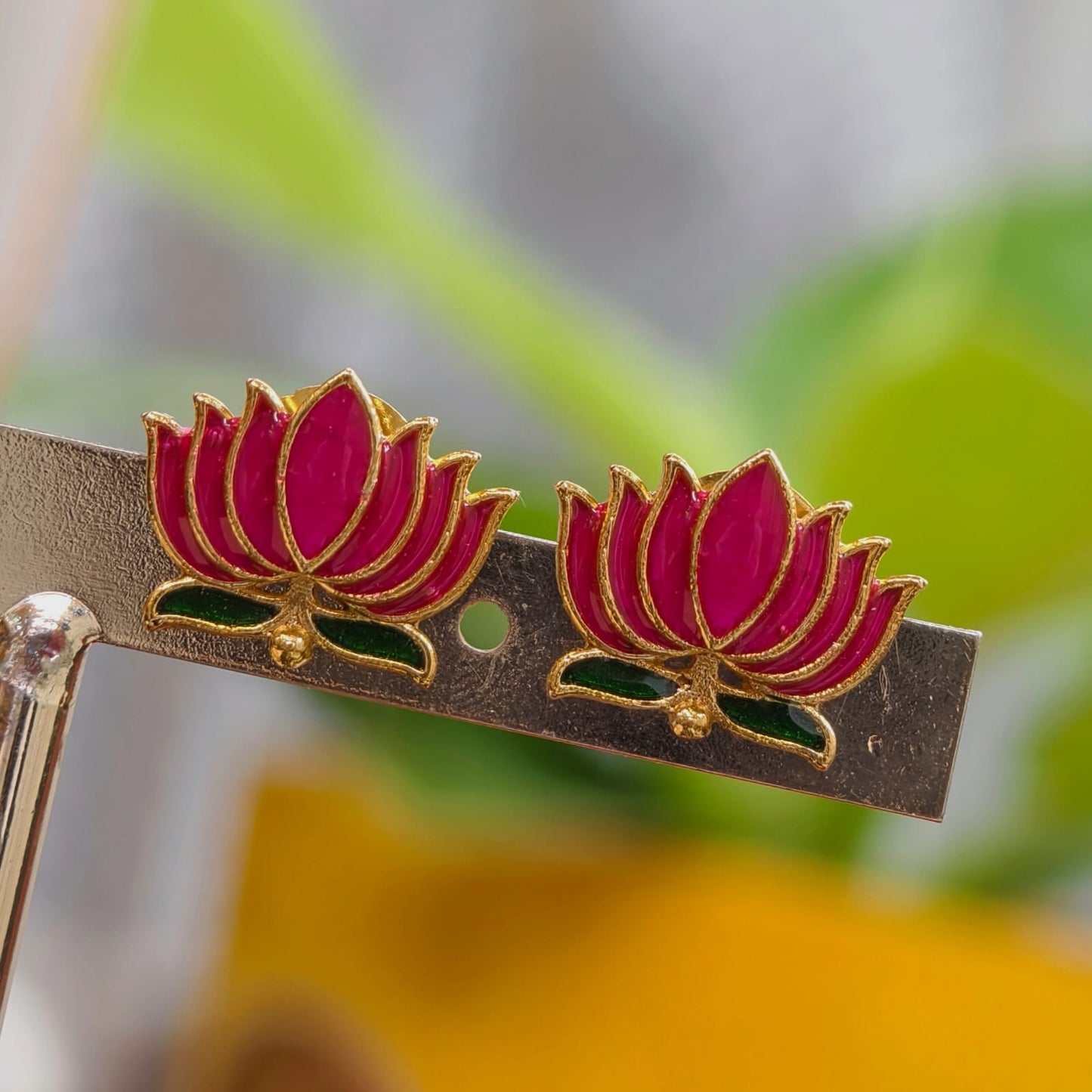 Lotus nanu patti