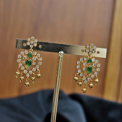 Short neck set emerald