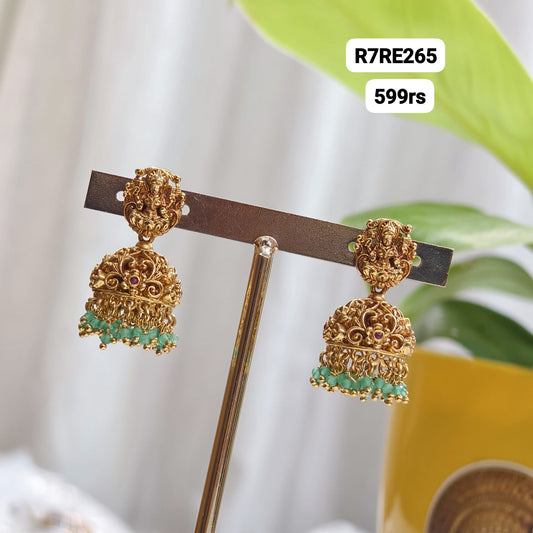 Green carving Earrings