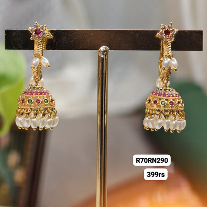 Makara Kundan
