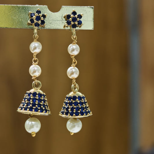 Flower string earrings.